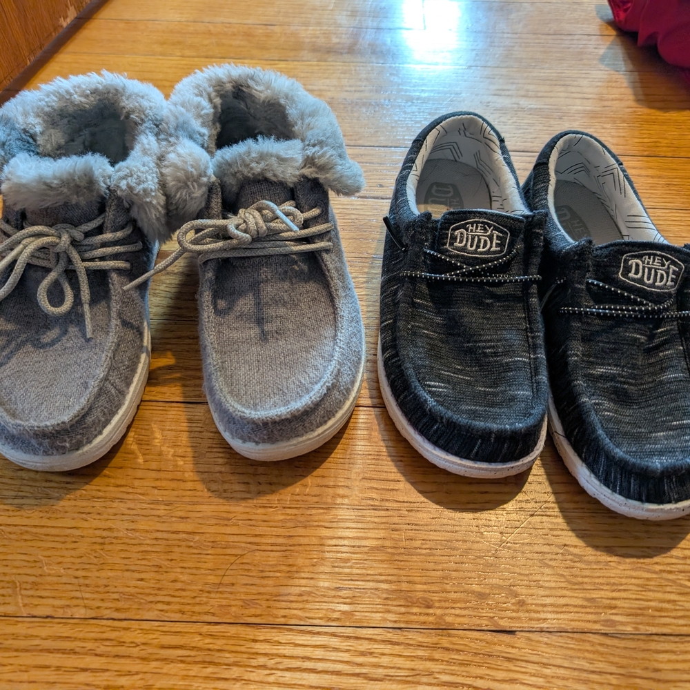 Hey Dude Kids Gray Shoes Set
